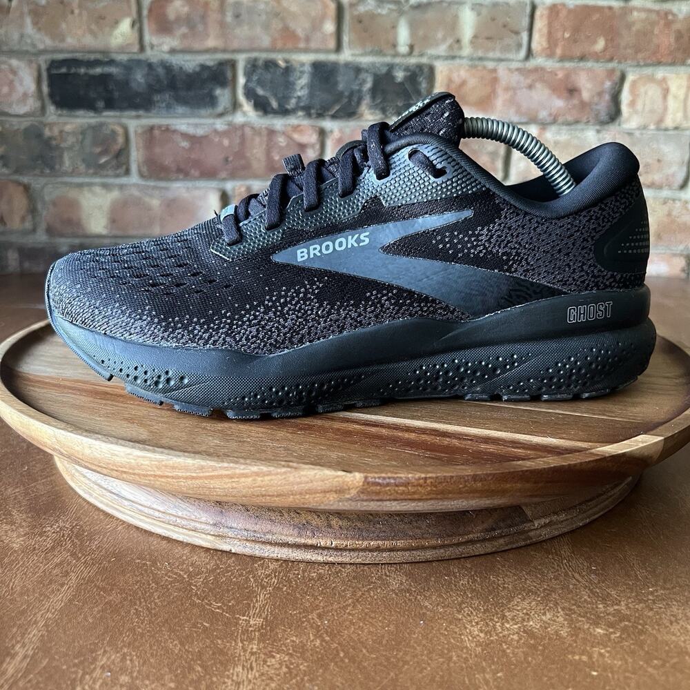 Brooks Ghost Athletic Running Shoes in Black